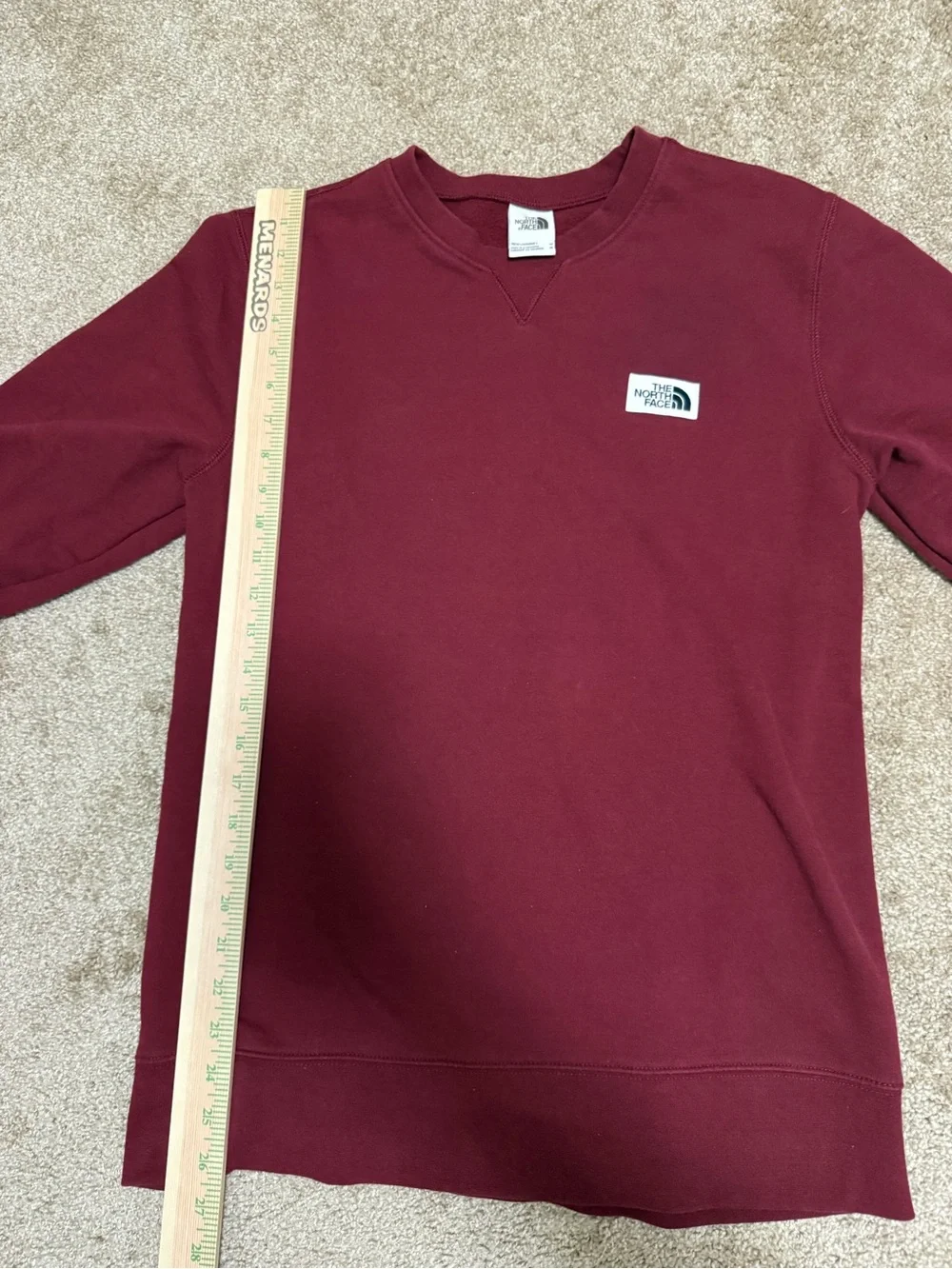 The‎ North Face Men’s Crewneck Sweatshirt - Burgundy. B44